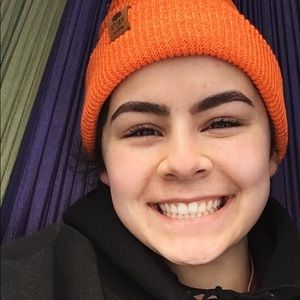 Meet your Posher, Anna